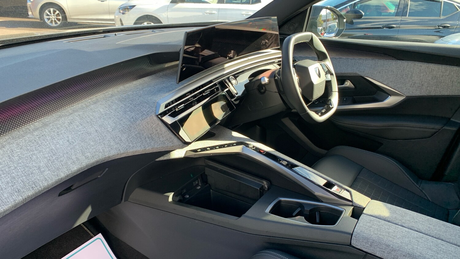 Used Peugeot 5008 2025 for sale - 76153995: Photo 12