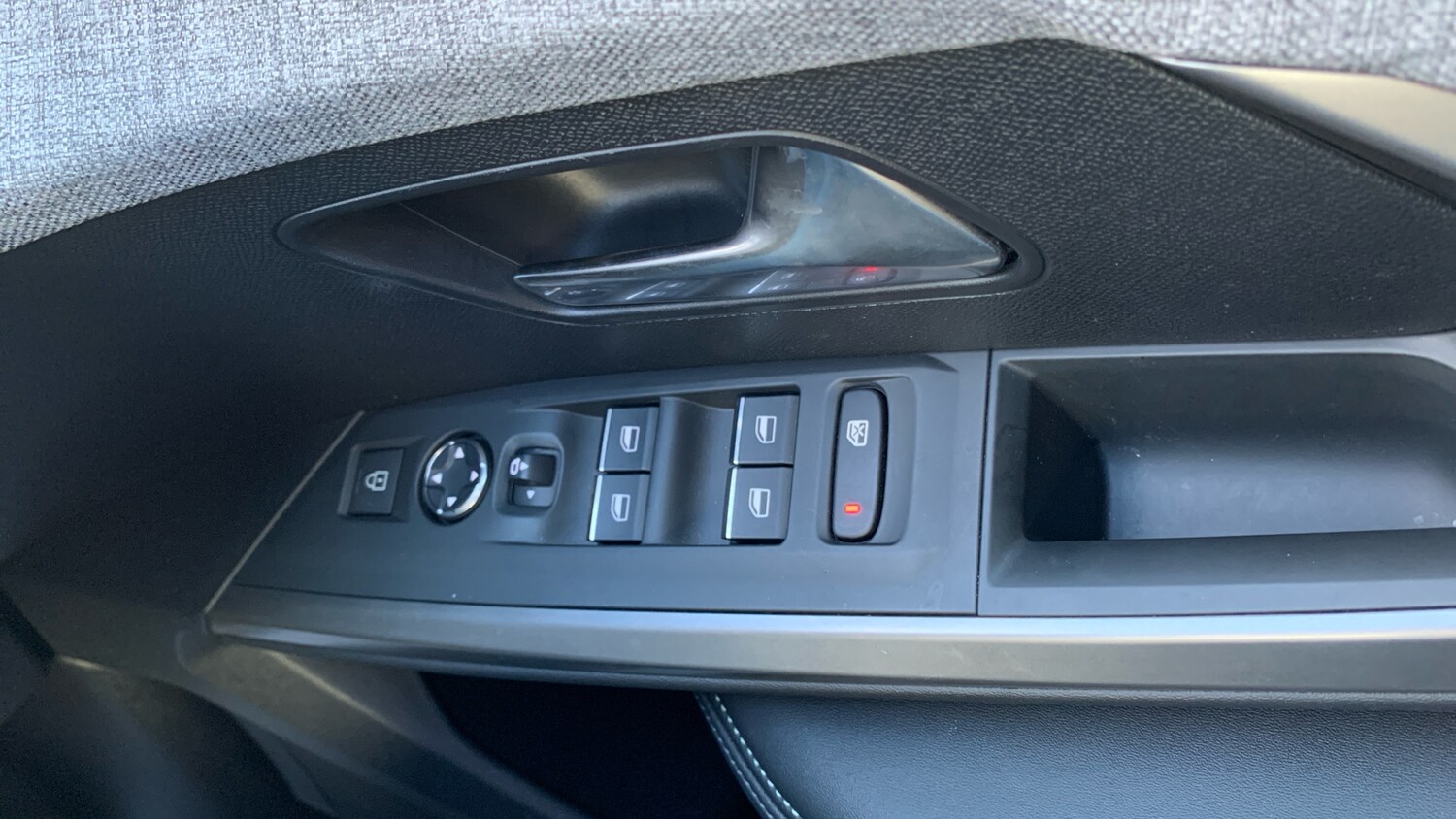 Used Peugeot 3008 2025 for sale - 77697446: Photo 22