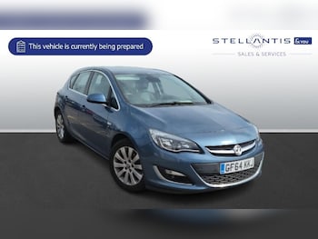 Vauxhall - Astra