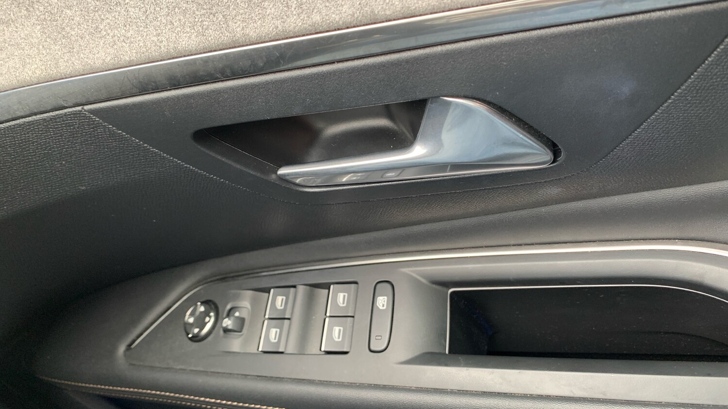 Used Peugeot 3008 2022 for sale - 77525612: Photo 22