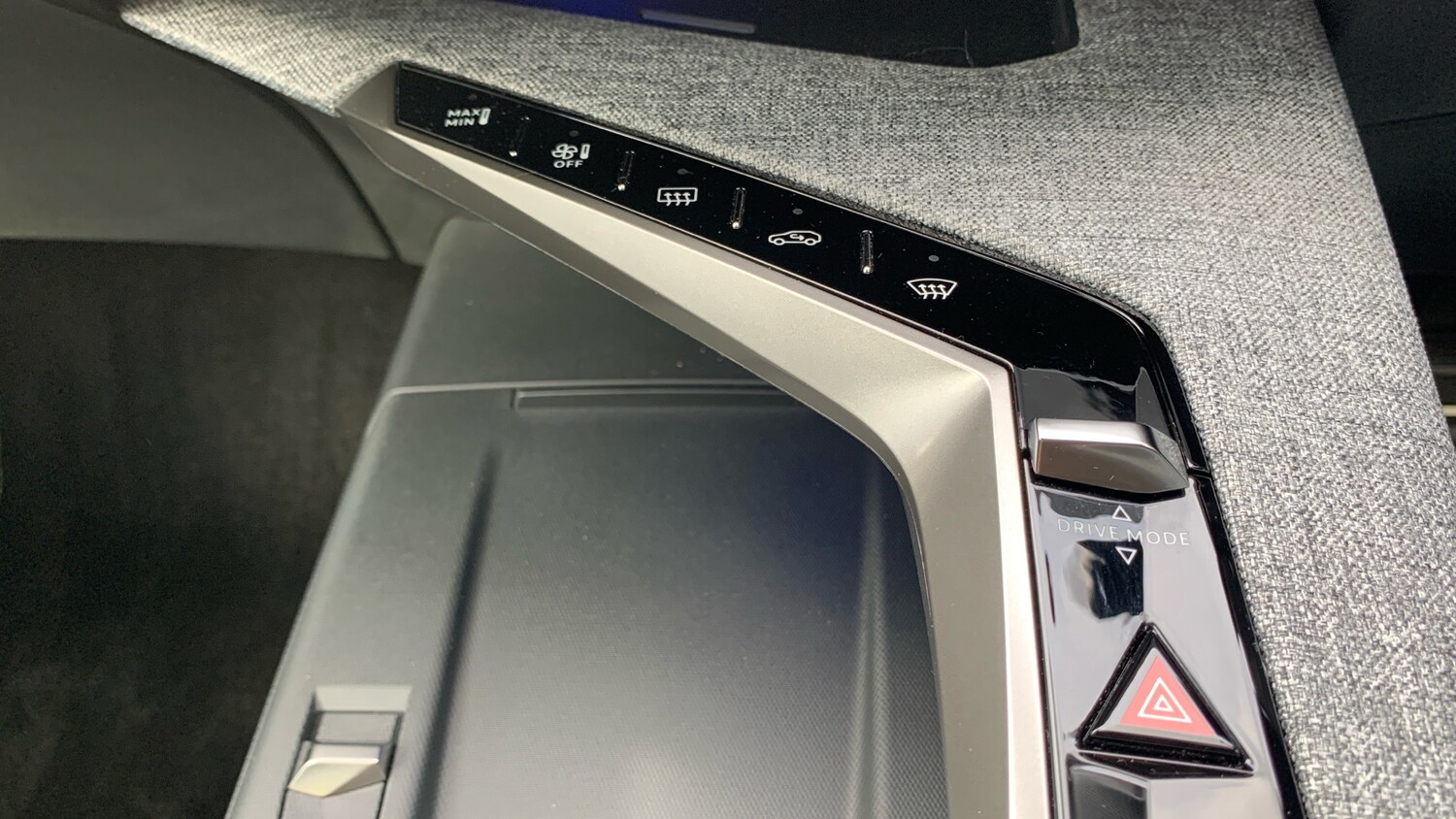 Used Peugeot 5008 2025 for sale - 76285186: Photo 34