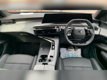 Used Peugeot 5008 2025 for sale - 76285186: Photo 4