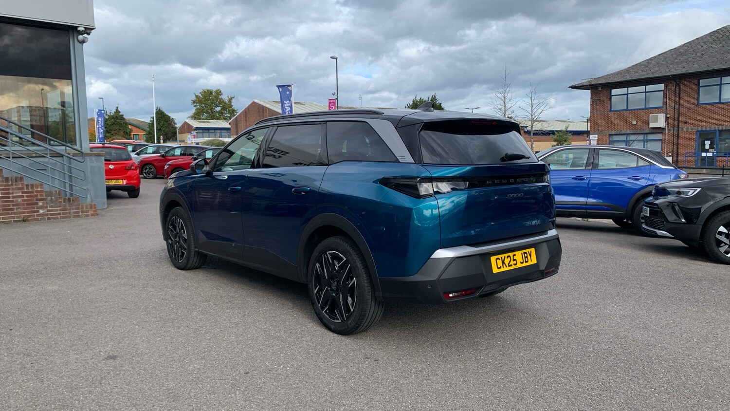 Used Peugeot 5008 2025 for sale - 76285186: Photo 5