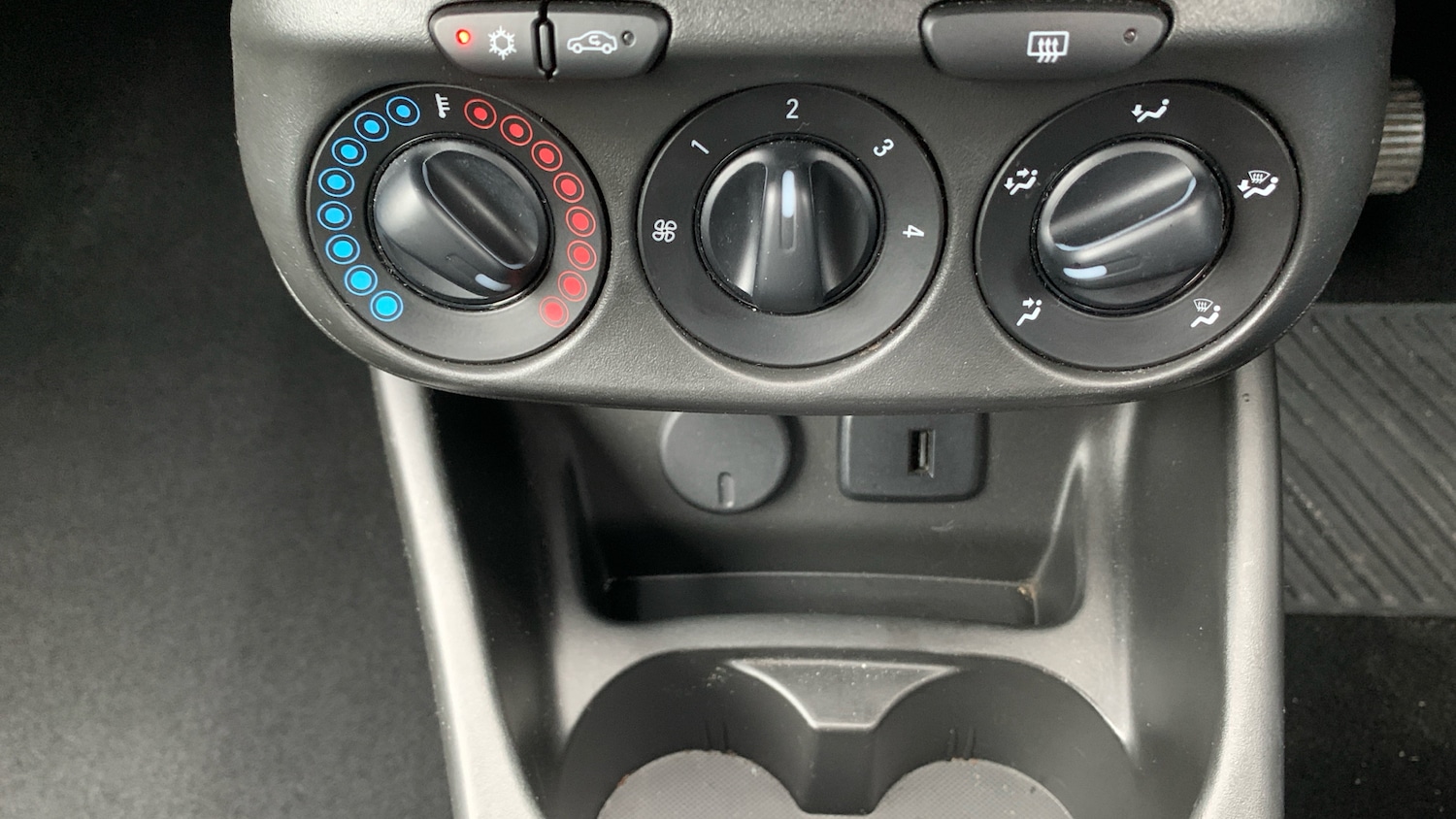 Used Vauxhall Corsa 2019 for sale - 77192856: Photo 35