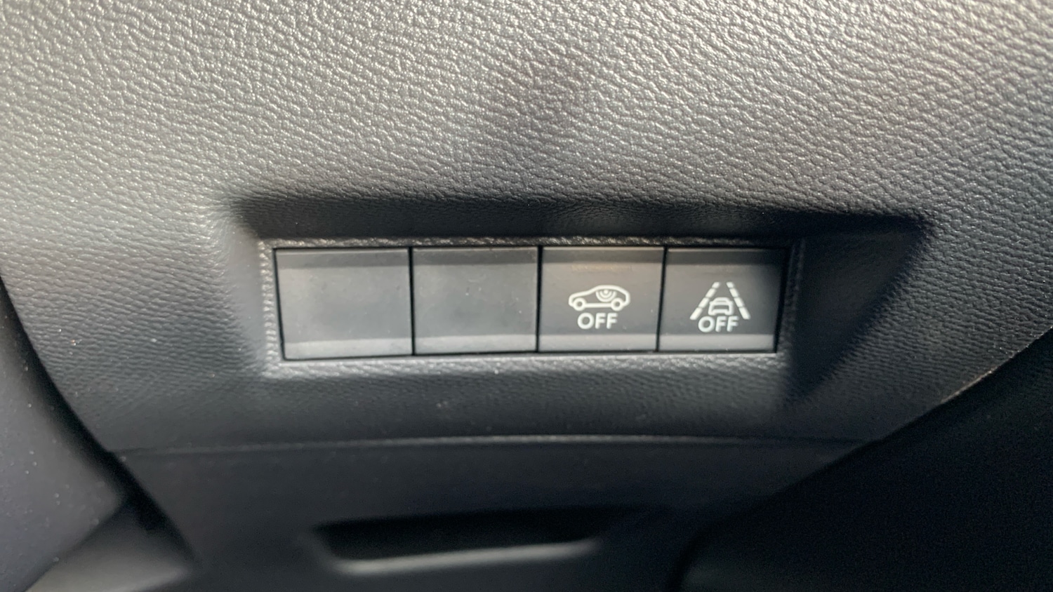 Used Peugeot 208 2022 for sale - 76586424: Photo 18