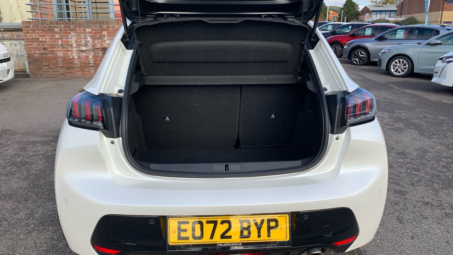 Used Peugeot 208 2022 for sale - 76586424: Photo 19