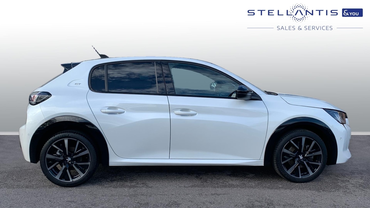 Used Peugeot 208 2022 for sale - 76586424: Photo 2