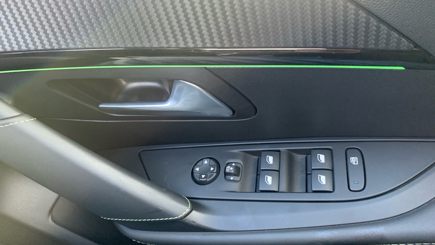 Used Peugeot 208 2022 for sale - 76586424: Photo 22