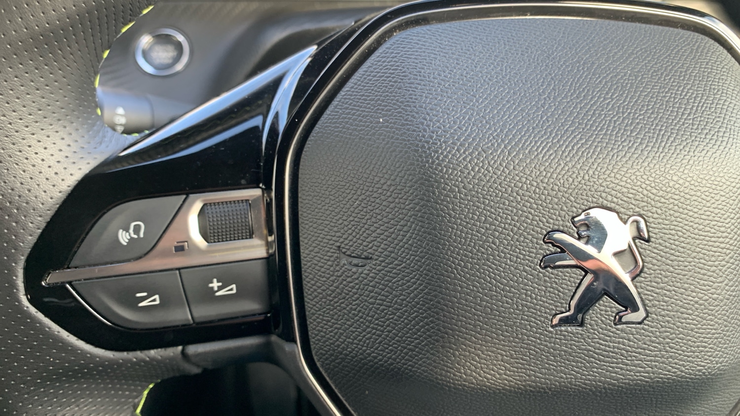 Used Peugeot 208 2022 for sale - 76586424: Photo 23