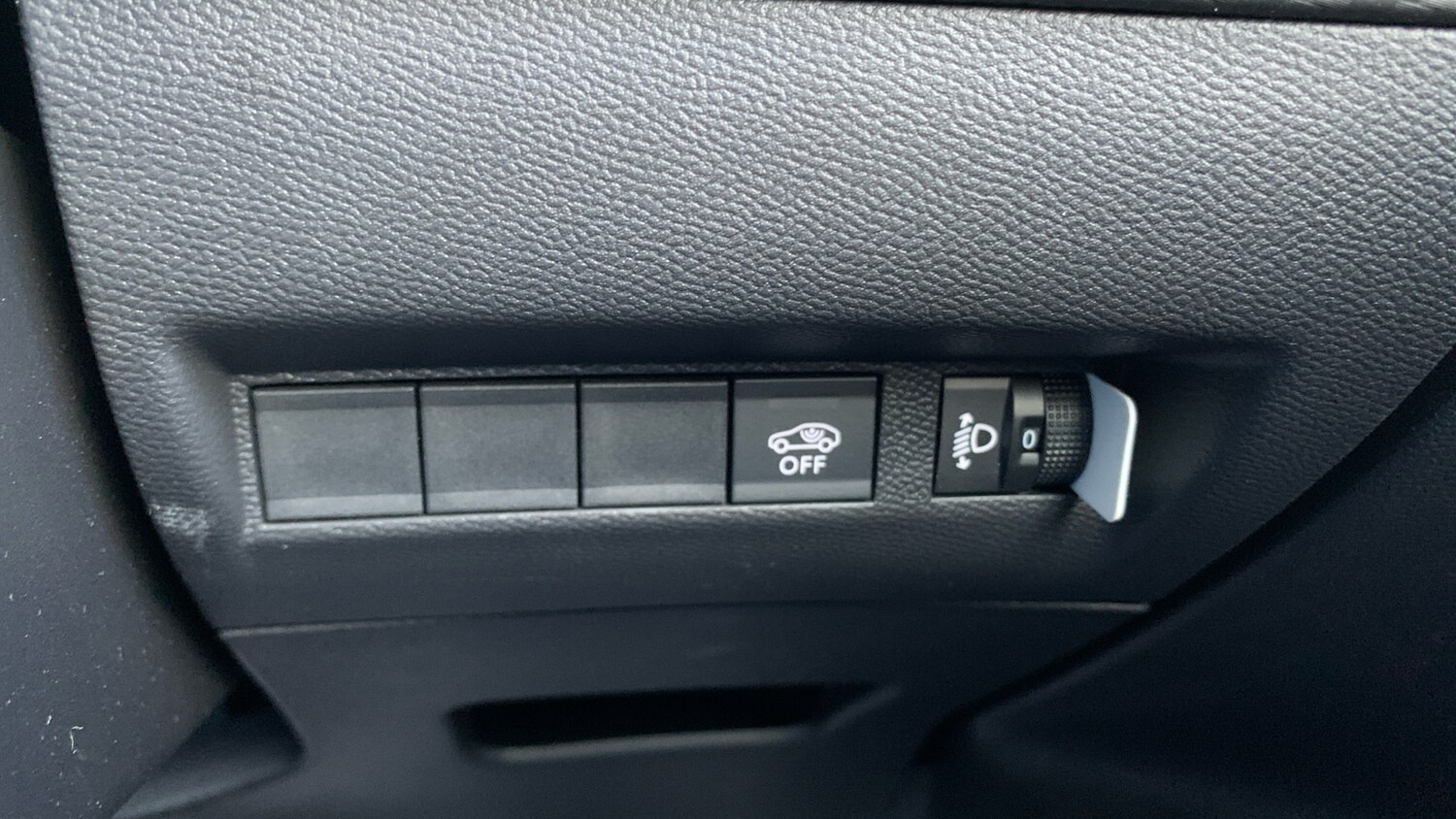 Used Peugeot 2008 2024 for sale - 76730019: Photo 19