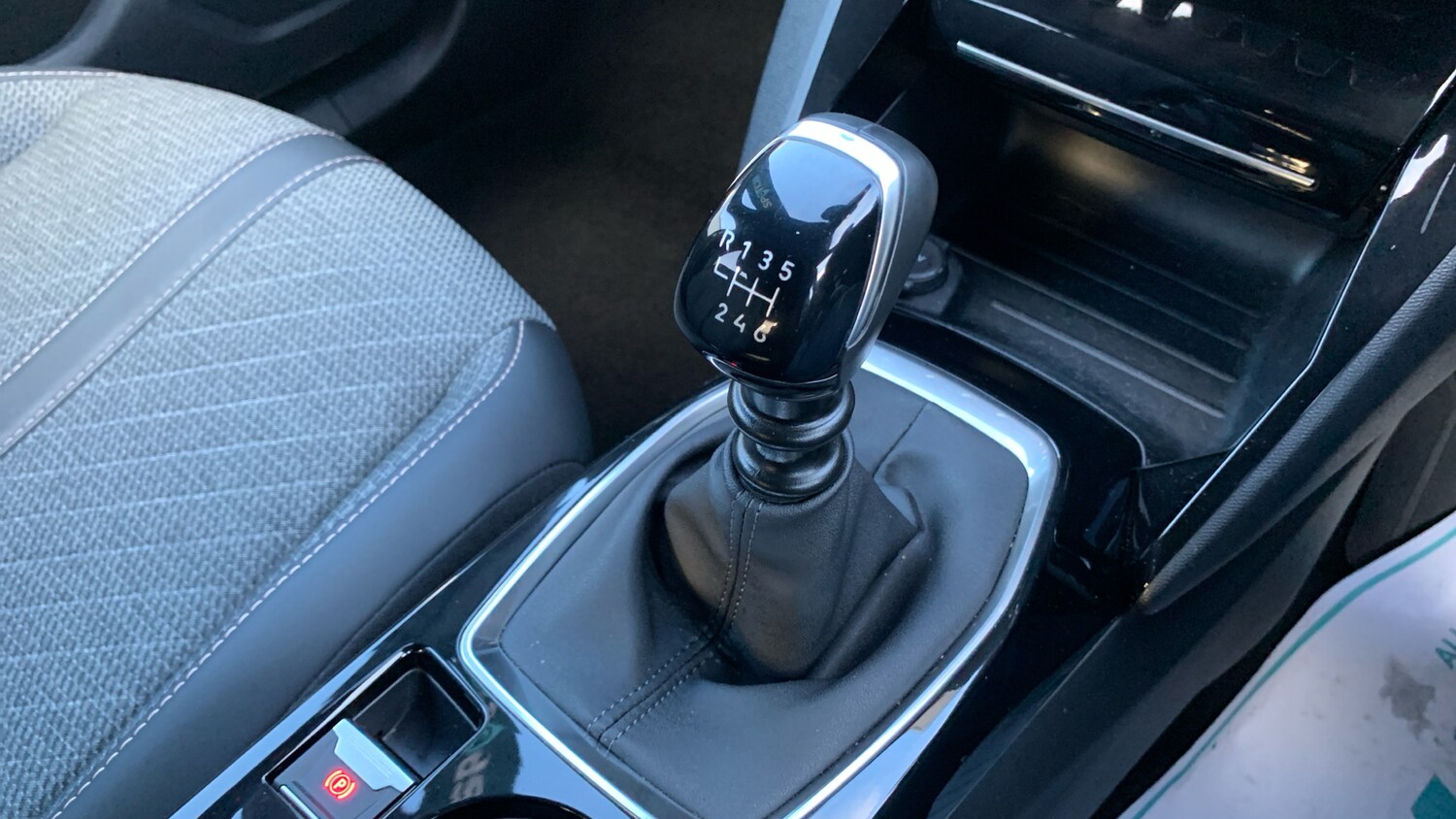 Used Peugeot 2008 2024 for sale - 76730019: Photo 21