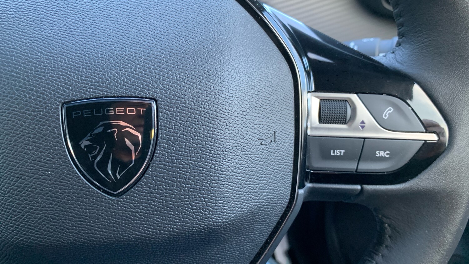 Used Peugeot 2008 2024 for sale - 76730019: Photo 25