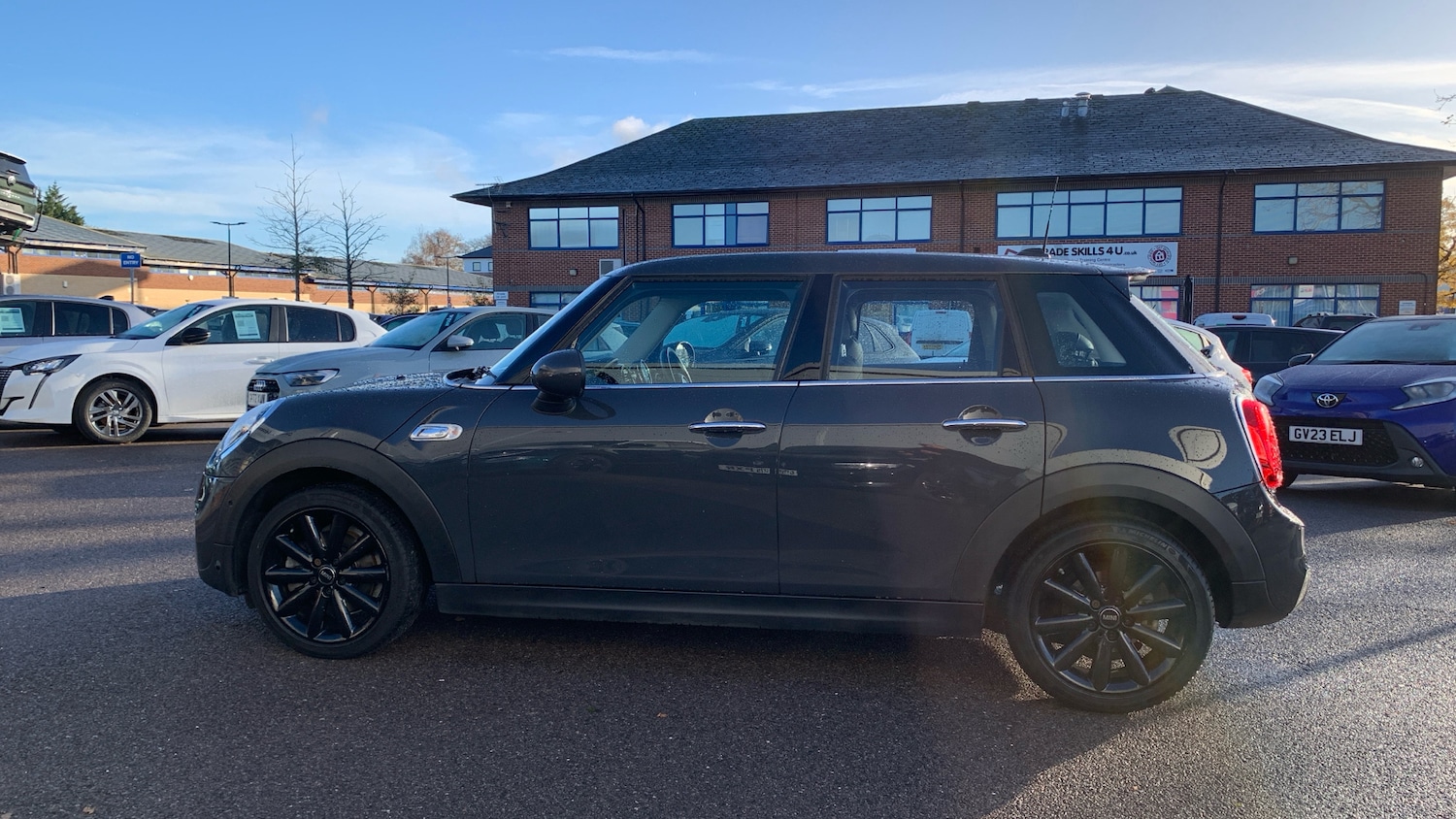 Used MINI Hatch 2018 for sale - 76772567: Photo 6