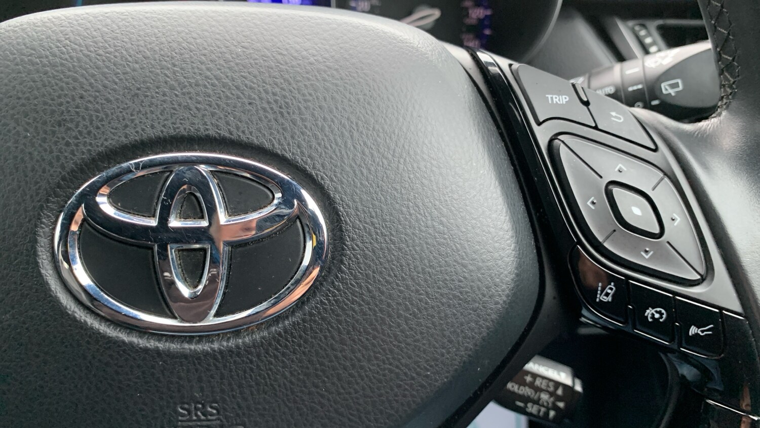 Used Toyota C-HR 2018 for sale - 76759965: Photo 25