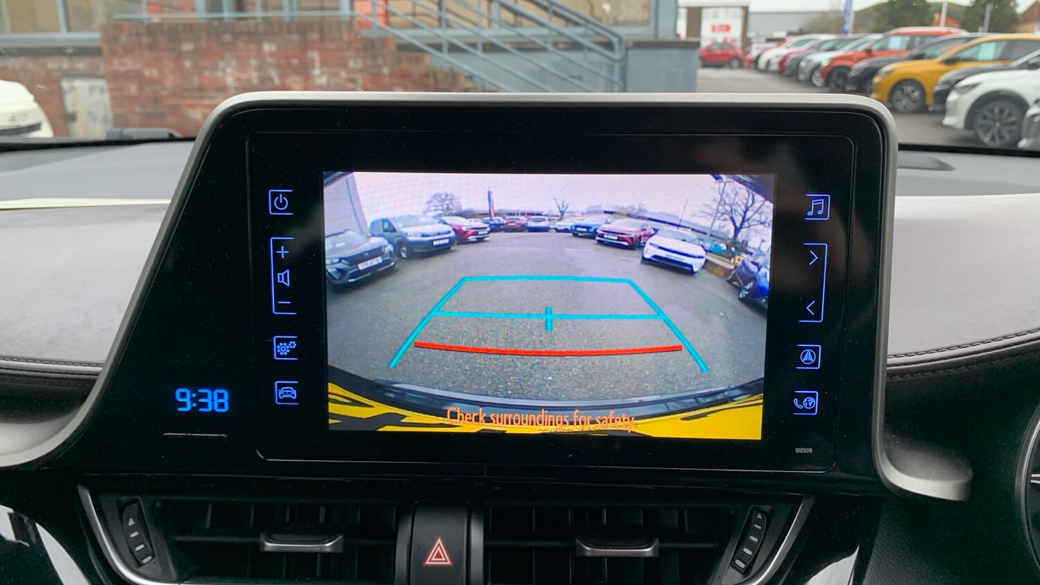 Used Toyota C-HR 2018 for sale - 76759965: Photo 33