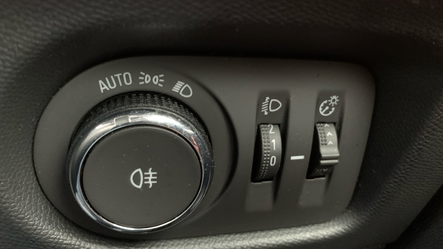 Used Vauxhall Mokka 2023 for sale - 76840347: Photo 18