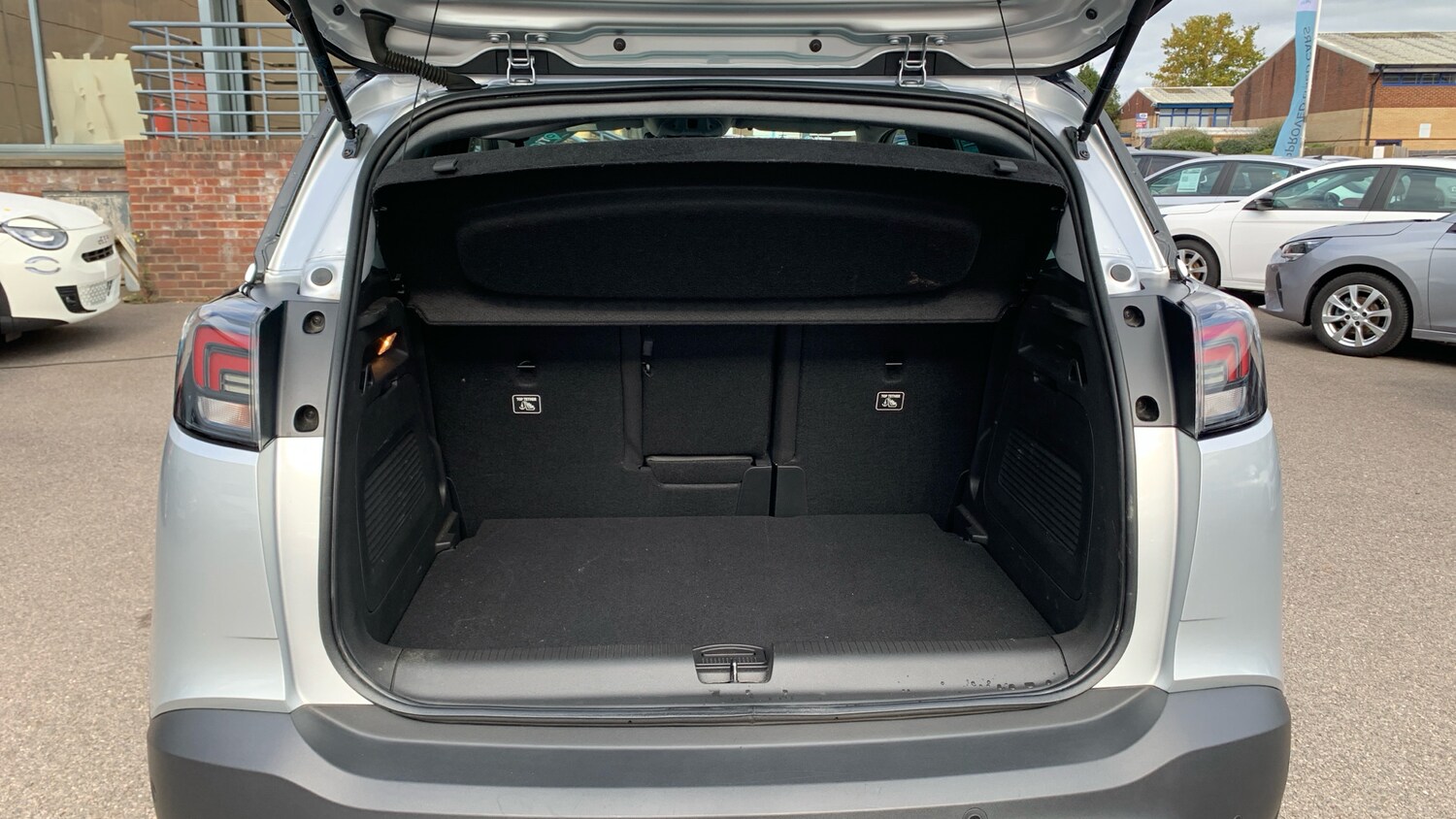 Used Vauxhall Crossland 2024 for sale - 76315607: Photo 19