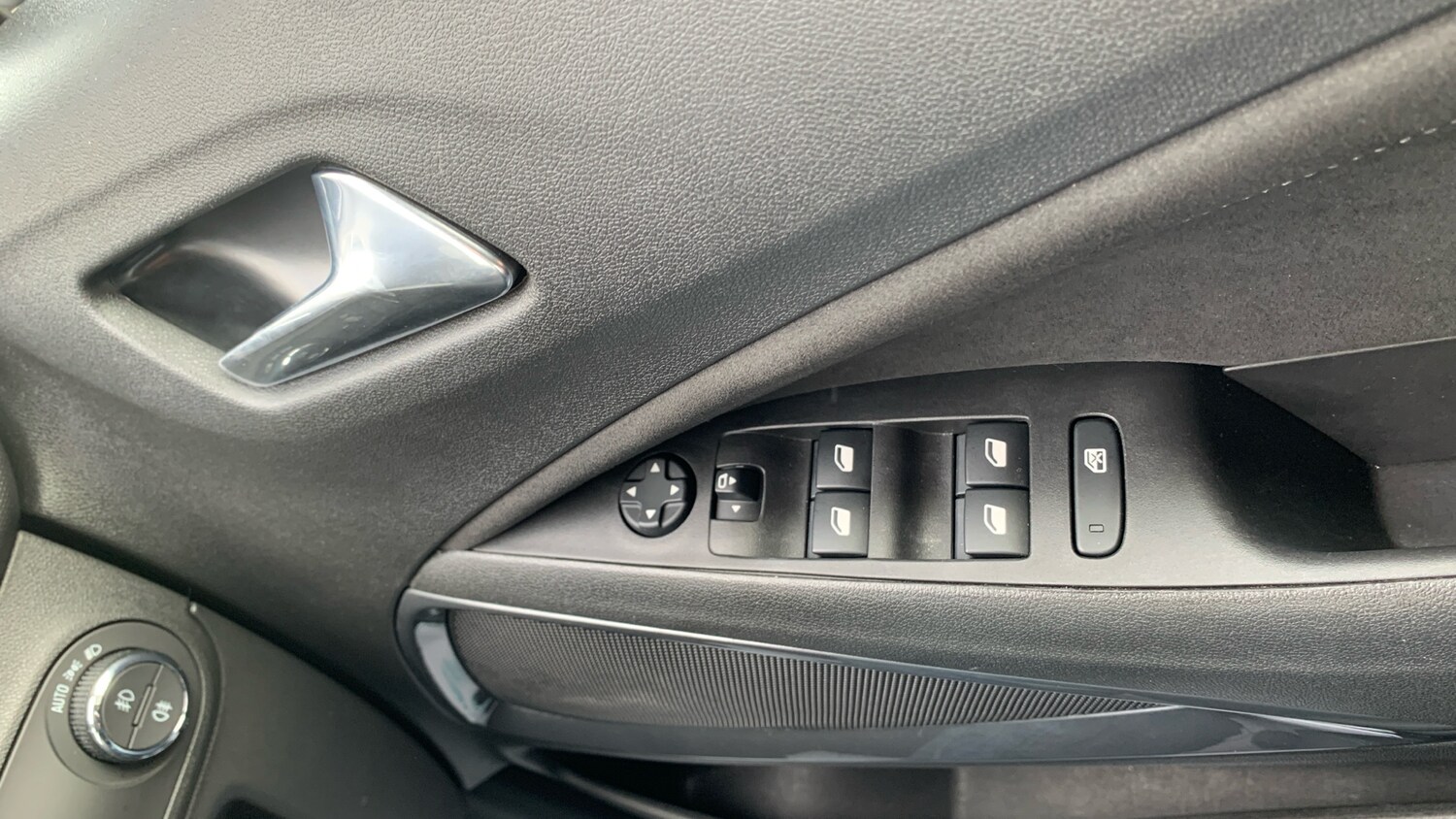 Used Vauxhall Crossland 2024 for sale - 76315607: Photo 22