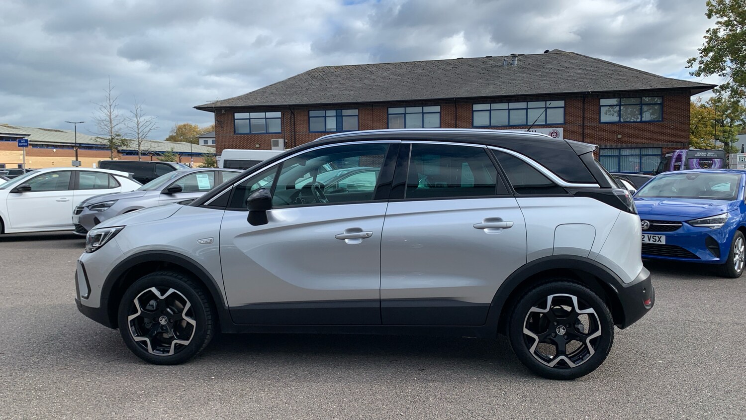Used Vauxhall Crossland 2024 for sale - 76315607: Photo 6