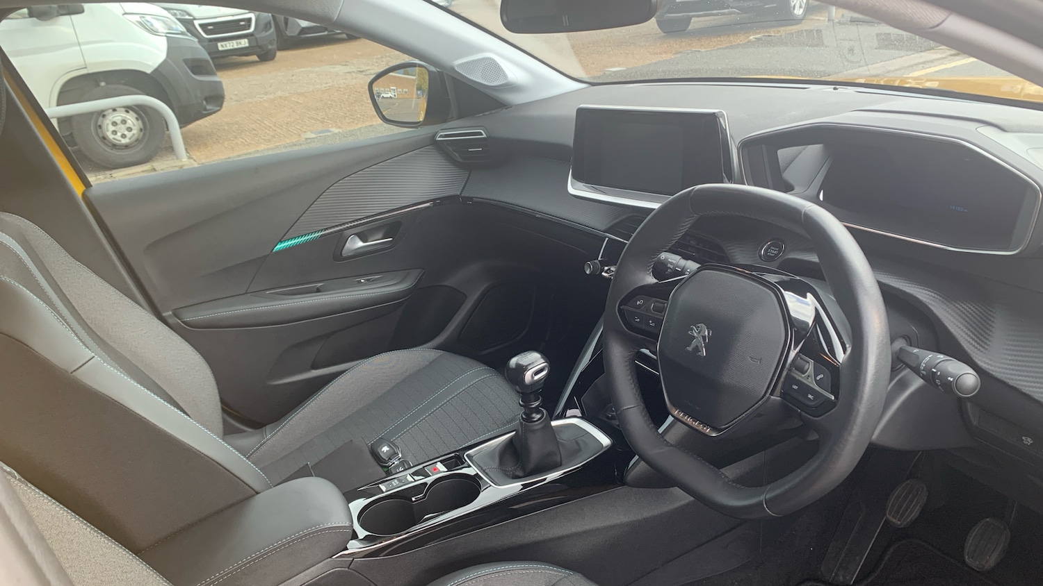 Used Peugeot 208 2022 for sale - 76647098: Photo 11