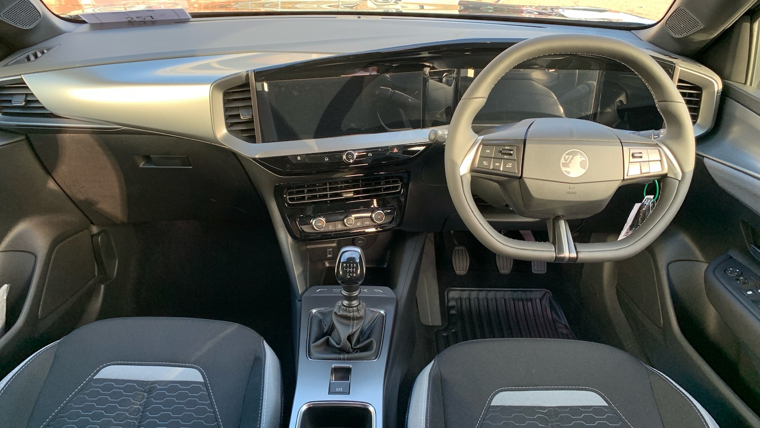 Used Vauxhall Mokka 2025 for sale - 76887947: Photo 4