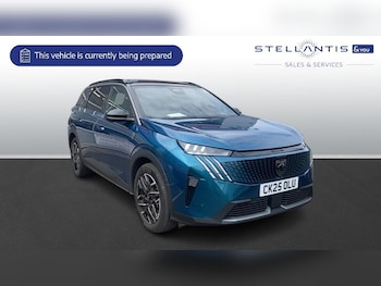 Peugeot - 5008