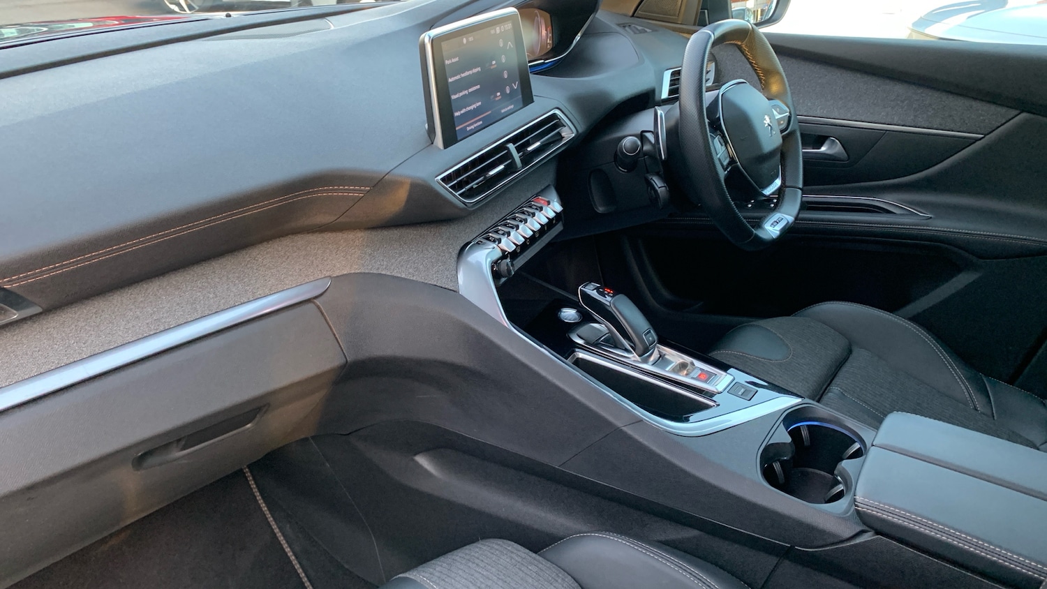 Used Peugeot 5008 2019 for sale - 76474384: Photo 12