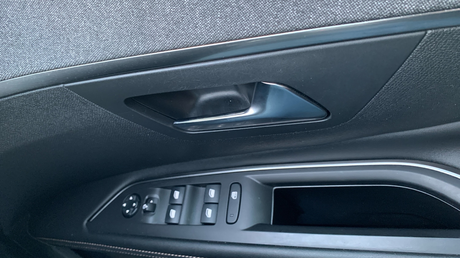 Used Peugeot 5008 2019 for sale - 76474384: Photo 22