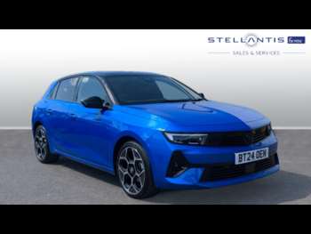 2024 - 1.2 Turbo Ultimate Hatchback 5dr Petrol Auto Euro 6 (s/s) (130 ps)