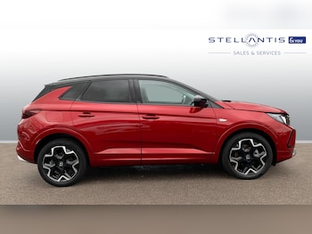 Used Vauxhall Grandland 2024 for sale - 76887933: Photo