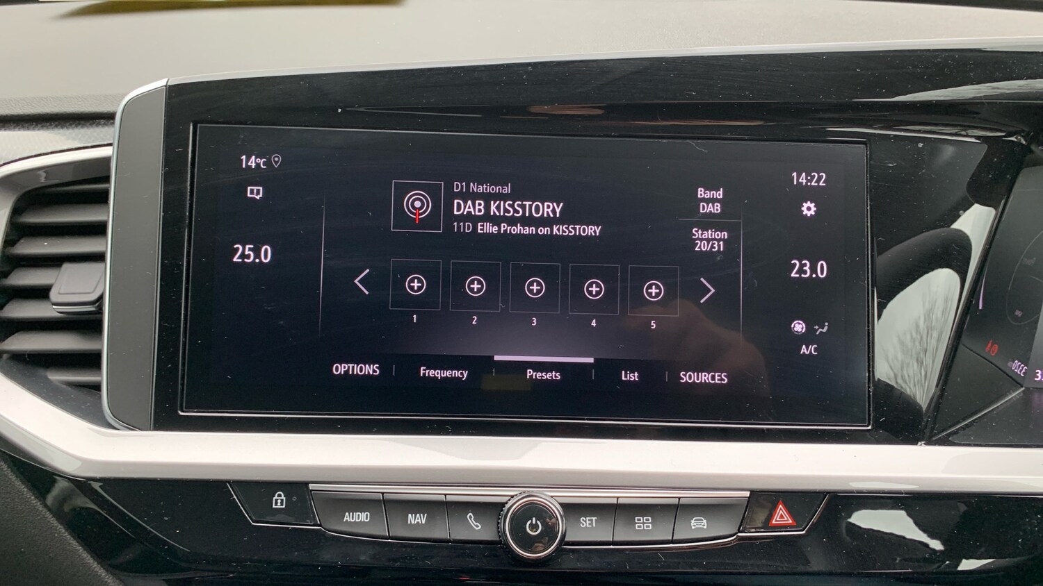 Used Vauxhall Grandland 2024 for sale - 76887933: Photo 31