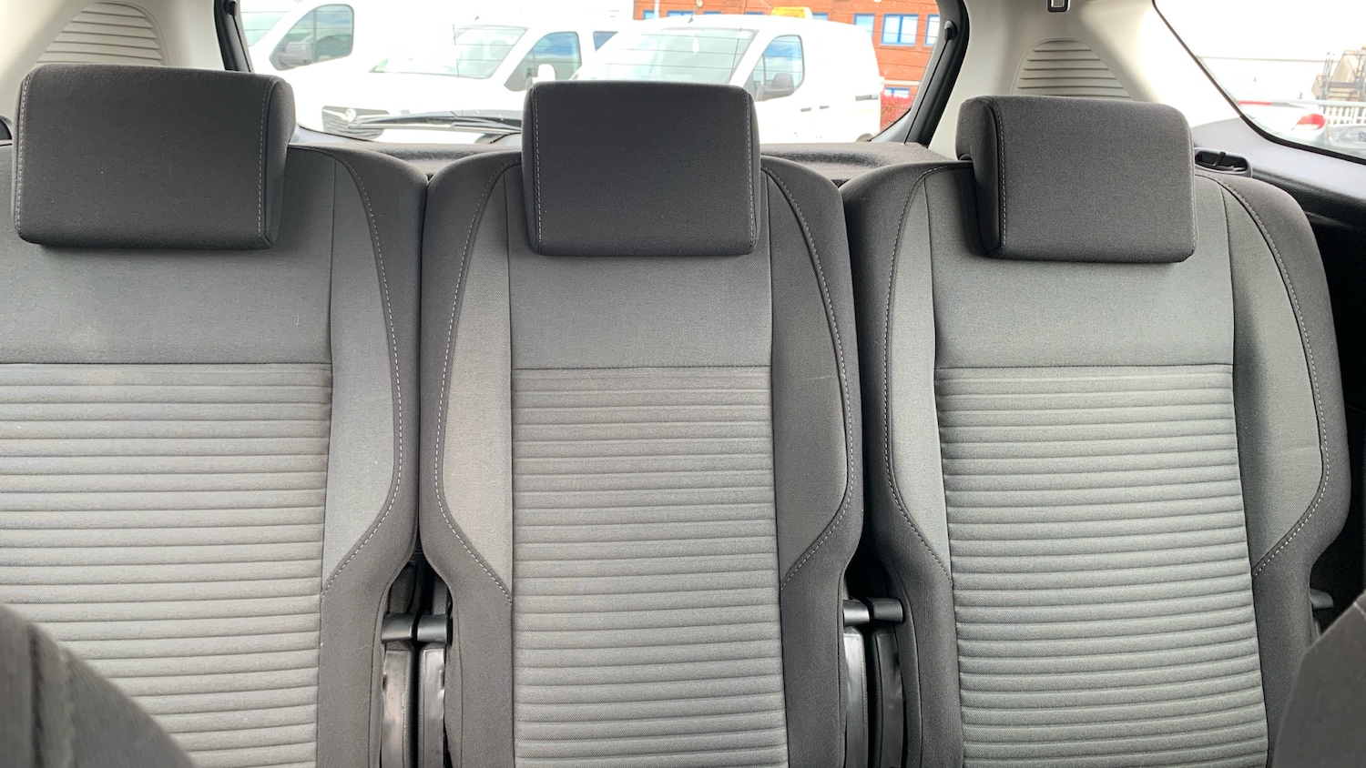 Used Ford C-Max 2017 for sale - 76887924: Photo 26