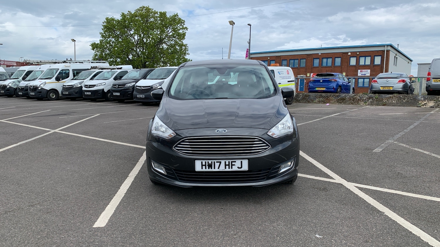 Used Ford C-Max 2017 for sale - 76887924: Photo 9
