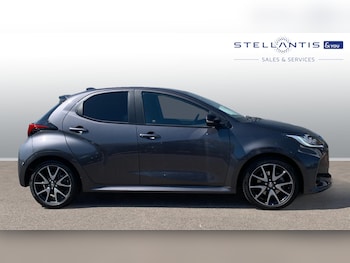Used Toyota Yaris 2022 for sale - 75610269: Photo
