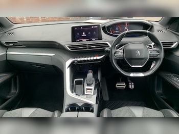 Used Peugeot 3008 2018 for sale - 76248388: Photo
