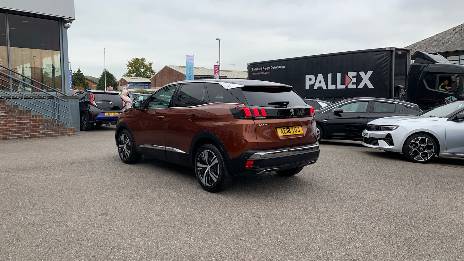 Used Peugeot 3008 2018 for sale - 76248388: Photo 5