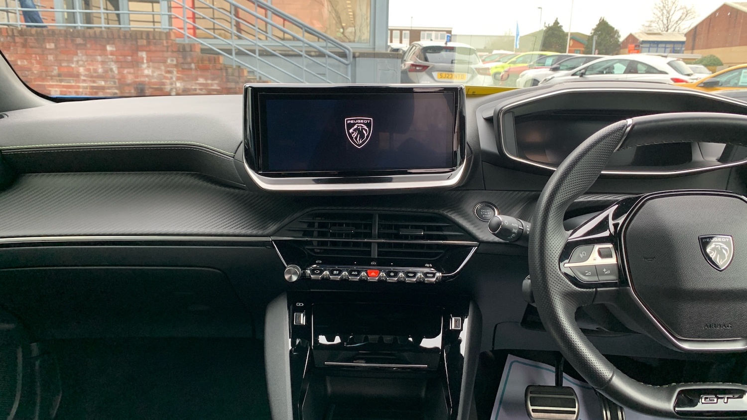 Used Peugeot 2008 2024 for sale - 77525615: Photo 10