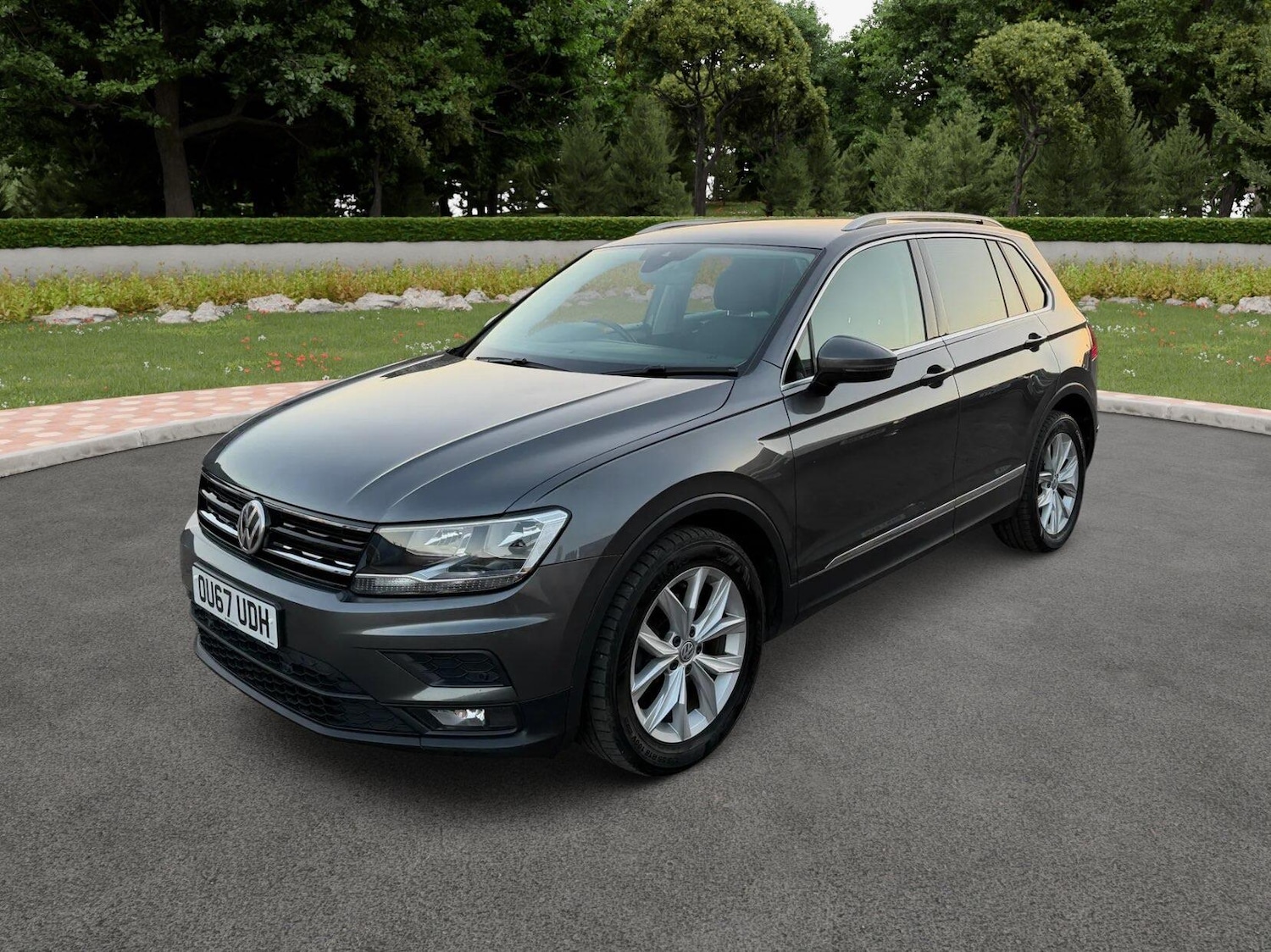 Used Volkswagen Tiguan 2017 for sale - 78072303: Photo 2