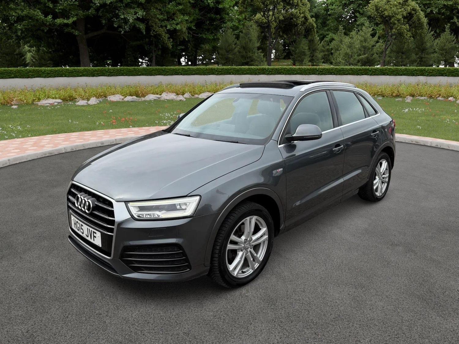 Used Audi Q3 2015 for sale - 78184406: Photo 2