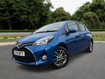 Used Toyota Yaris 2015 for sale - 78417018: Photo
