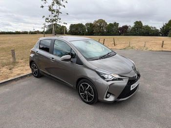 Used Toyota Yaris 2017 for sale - 79374128: Photo