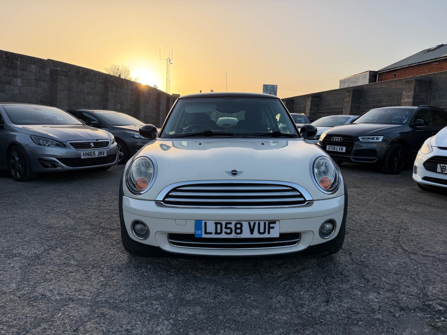 Used MINI Hatch 2009 for sale - 78171475: Photo 3