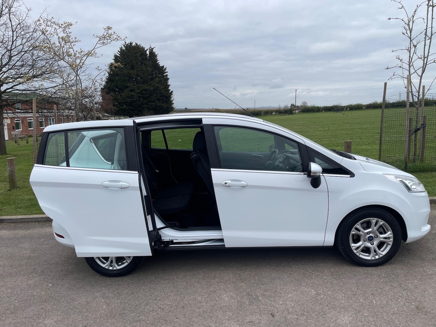 Used Ford B-MAX 2015 for sale - 78184466: Photo 18