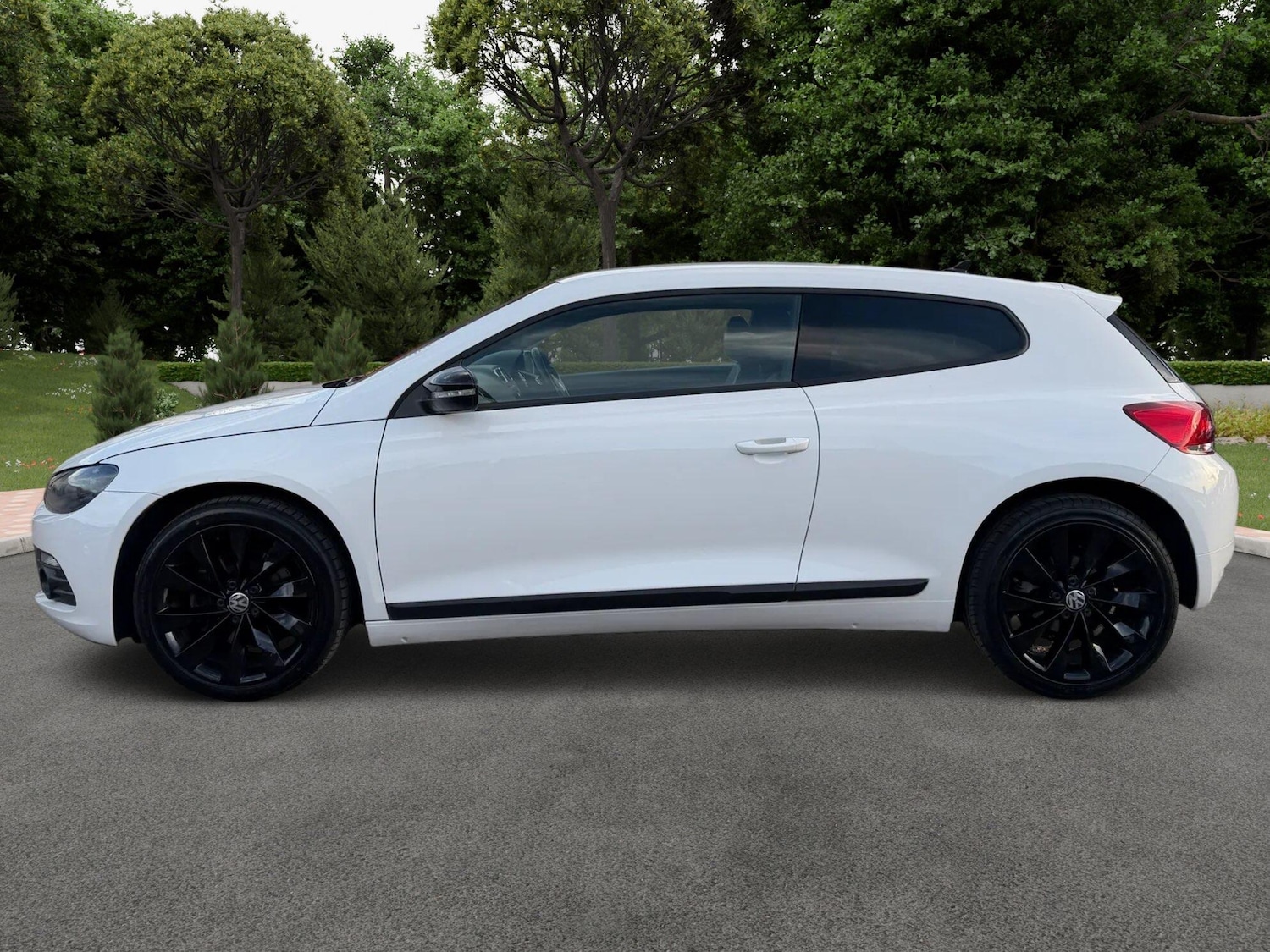 Used Volkswagen Scirocco 2014 for sale - 78157073: Photo 6