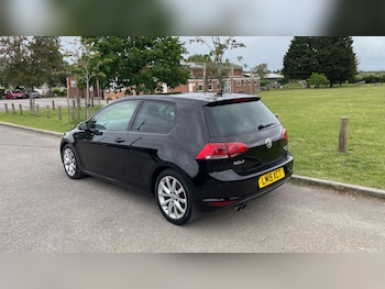 Used Volkswagen Golf 2015 for sale - 78922933: Photo