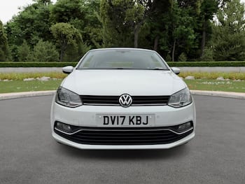 Used Volkswagen Polo 2017 for sale - 79741495: Photo
