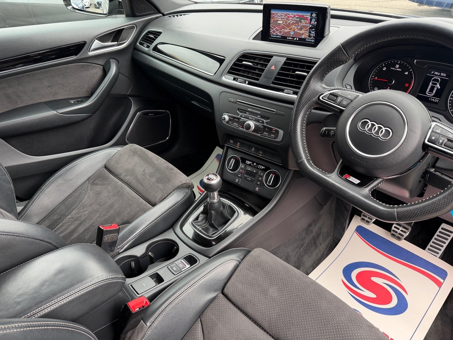 Used Audi Q3 2018 for sale - 78072624: Photo 11