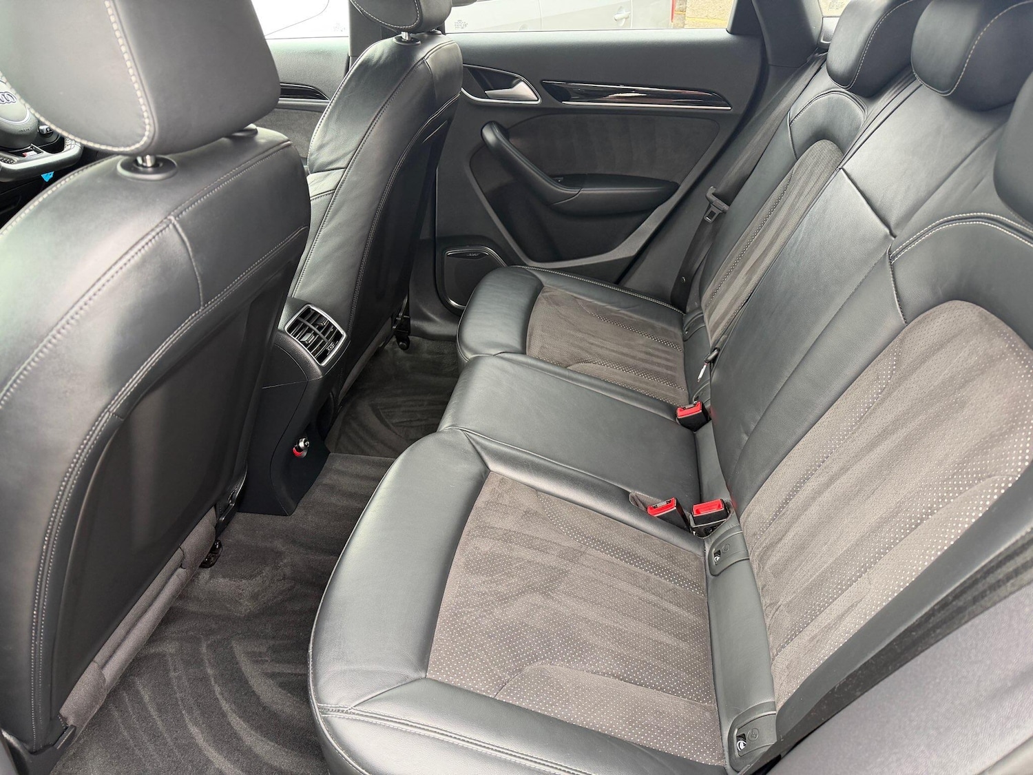 Used Audi Q3 2018 for sale - 78072624: Photo 16