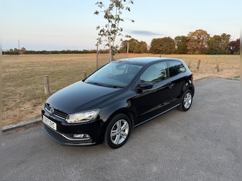 Used Volkswagen Polo 2017 for sale - 79362396: Photo