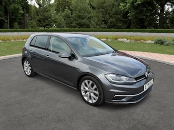 Used Volkswagen Golf 2019 for sale - 78635736: Photo
